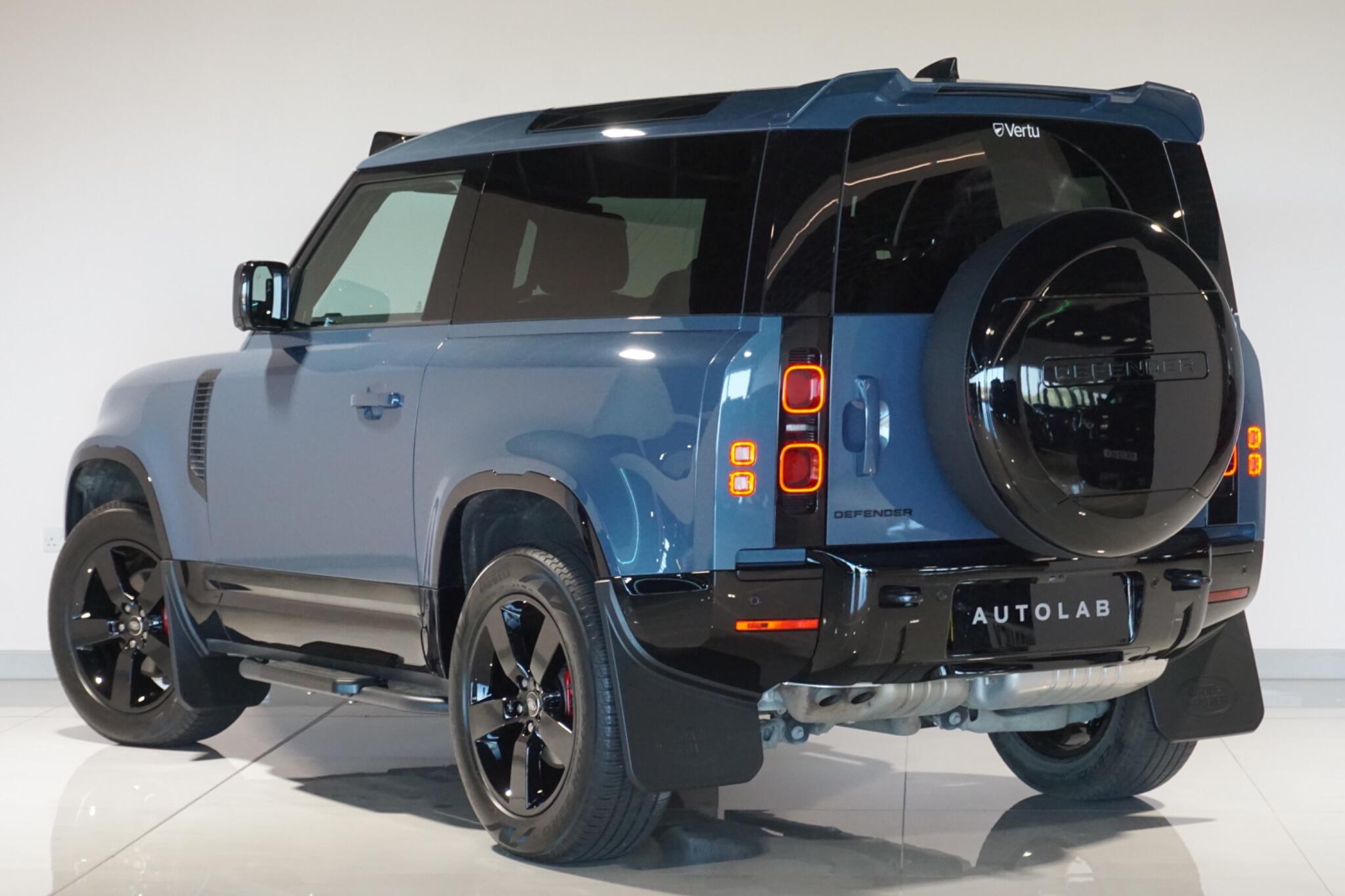Land Rover Defender 90 3.0 D250 MHEV X-Dynamic HSE SUV 3dr Diesel Auto 4WD Euro 6 (s/s) (250 ps)